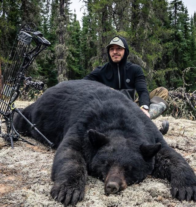 Dan Staton (ElkShape): Elite Bowhunter, Fitness Coach, and Hunting Influencer