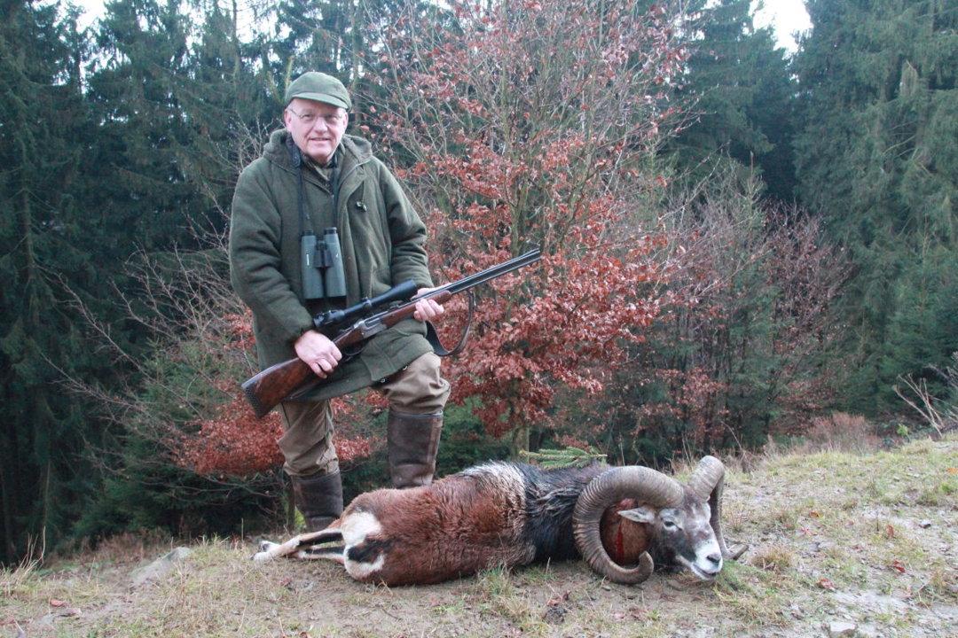 Jagd im SAUERLAND: Geografische und natürliche Besonderheiten, Wildreichtum, Jagdarten, Saisonzeiten und Traditionen