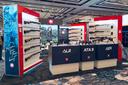 Топ ружей ATA Arms для охоты в России: Обзор, характеристики и отзывы профессионалов

Турецкая компания ATA Arms заслуженно завоевала популярность среди российских охотников, предлагая широкий ассортимент качественных и доступных ружей. В этой статье мы подробно рассмотрим топовые моделей ATA Arms, наиболее востребованных в России, проанализируем их характеристики, модификации, калибры, особенности эксплуатации в различных условиях и, конечно же, отзывы опытных охотников. 

1. ATA Arms NEO 12: Классика полуавтомата для универсальной охоты

Описание: NEO 12 – это, пожалуй, самая известная и популярная модель ATA Arms в России. Это надежный и неприхотливый полуавтомат с инерционной системой перезарядки.

Модификации:

Standard: Базовая модель с различными вариантами исполнения приклада и цевья (пластик, дерево).

Synthetic: Исполнение с пластиковым прикладом и цевьем, устойчивым к влаге и механическим повреждениям. Идеально подходит для охоты в сложных погодных условиях.

Camouflage: Камуфлированная расцветка для маскировки на местности.

Slug: Версия со стволом типа "slug" (пулевой) для охоты на крупного зверя.

Система перезарядки: Инерционная.

Калибры: 12/76.

Характеристики:

Длина ствола: от 660 до 760 мм (в зависимости от модификации).

Вес: около 3,1 кг.

Материал ствольной коробки: алюминиевый сплав.

Емкость магазина: 4+1 патрона (возможно увеличение с помощью удлинителя).

Сменные чоки: в комплекте (обычно 5 штук).

Дальность стрельбы:

Дробью: эффективная дальность до 40 метров.

Пулей (версия Slug): до 70-80 метров.

На кого охотятся: Универсальное ружье для охоты на пернатую дичь, зайца, лису, косулю (с пулевым стволом).

Отзывы:

Плюсы: Надежность, простота конструкции, доступная цена, универсальность, хорошая прикладистость.

Минусы: Более ощутимая отдача по сравнению с газоотводными ружьями, необходимость привыкания к инерционной системе.

Почему выбирают: NEO 12 – отличный выбор для начинающих охотников и тех, кто ценит надежность и неприхотливость.

2. ATA Arms Venza: Газоотводный полуавтомат с регулировкой газового двигателя

Описание: Venza – это современный полуавтомат с газоотводной системой перезарядки. Главная особенность этой модели – регулируемый газовый двигатель, который позволяет настроить ружье под различные навески патронов, от легких спортивных до мощных магнум.

Модификации:

Standard: Базовая модель с различными вариантами исполнения приклада и цевья (пластик, дерево).

Synthetic: Исполнение с пластиковым прикладом и цевьем.

Camouflage: Камуфлированная расцветка.

Система перезарядки: Газоотводная с регулируемым газовым двигателем.

Калибры: 12/76.

Характеристики:

Длина ствола: от 660 до 760 мм.

Вес: около 3,3 кг.

Материал ствольной коробки: алюминиевый сплав.

Емкость магазина: 4+1 патрона.

Сменные чоки: в комплекте.

Дальность стрельбы:

Дробью: эффективная дальность до 40 метров.

На кого охотятся: Пернатую дичь, зайца, лису. Благодаря регулировке газового двигателя, можно использовать патроны с разными навесками дроби, что делает ружье универсальным.

Отзывы:

Плюсы: Мягкая отдача, возможность использования патронов с разными навесками, хорошая прикладистость, современный дизайн.

Минусы: Более сложная конструкция, чем у инерционных ружей, требует более тщательного ухода.

Почему выбирают: Venza – отличный выбор для охотников, которые ценят комфорт при стрельбе и возможность использования различных типов патронов.

3. ATA Arms SP Superposed: Вертикалка для ценителей классики

Описание: SP Superposed – это классическое двуствольное ружье с вертикальным расположением стволов (вертикалка). Это элегантное и хорошо сбалансированное ружье, которое придется по вкусу ценителям традиционной охоты.

Модификации:

Standard: Базовая модель с различными вариантами гравировки и отделки дерева.

Black: Исполнение с черной ствольной коробкой.

Sporting: Версия для спортивной стрельбы (стендовая).

Система: Двуствольное с вертикальным расположением стволов.

Калибры: 12/76, 20/76.

Характеристики:

Длина ствола: от 660 до 760 мм.

Вес: около 3,3 кг.

Материал ствольной коробки: сталь.

Количество спусковых крючков: один или два (в зависимости от модели).

Сменные чоки: в комплекте.

Дальность стрельбы:

Дробью: эффективная дальность до 40 метров.

На кого охотятся: Пернатую дичь, зайца. Вертикалка – отличный выбор для ходовой охоты, где важна быстрота вскидки и точность первого выстрела.

Отзывы:

Плюсы: Отличный баланс, высокая точность стрельбы, элегантный внешний вид, надежность.

Минусы: Более высокая цена по сравнению с полуавтоматами, необходимость привыкания к двуствольной системе.

Почему выбирают: SP Superposed – выбор охотников, которые ценят качество, традиции и элегантность. Это ружье доставит удовольствие от стрельбы и станет украшением коллекции.

4. ATA Arms Etro: Бюджетное помповое ружье для охраны и охоты

Описание: Etro – это простое и надежное помповое ружье. Оно отличается низкой ценой, высокой надежностью и простотой в эксплуатации.

Модификации:

Standard: Базовая модель с пластиковым прикладом и цевьем.

Tactical: Версия с телескопическим прикладом и планкой Пикатинни для установки прицельных приспособлений.

Система: Помповая перезарядка.

Калибры: 12/76.

Характеристики:

Длина ствола: от 510 до 710 мм.

Вес: около 3 кг.

Материал ствольной коробки: алюминиевый сплав.

Емкость магазина: 4+1 патрона.

Дальность стрельбы:

Дробью: эффективная дальность до 35 метров.

Пулей: до 50 метров.

На кого охотятся: Мелкая дичь, охота в зарослях, самооборона.

Отзывы:

Плюсы: Низкая цена, высокая надежность, простота в эксплуатации, универсальность.

Минусы: Ощутимая отдача, необходимость тренировки для быстрой перезарядки.

Заключение:

Компания ATA Arms предлагает широкий ассортимент ружей для различных видов охоты и с разными бюджетами. При выборе ружья важно учитывать ваши личные предпочтения, опыт и цели охоты. Надеемся, что этот обзор поможет вам сделать правильный выбор и получить удовольствие от охоты с ружьем ATA Arms!
