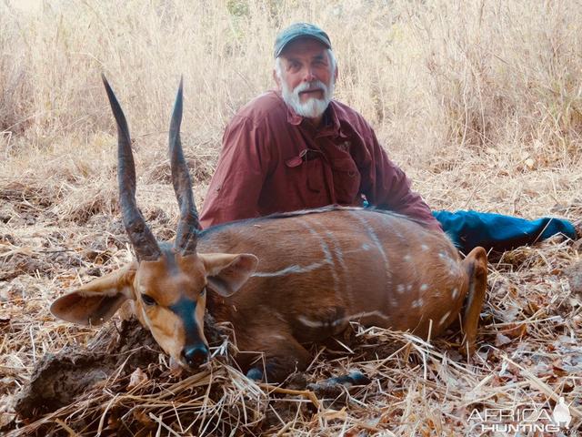 <strong>Hunting</strong> in Centre-West Burkina Faso: Seasonal bush <strong>hunting</strong>, small game species, traditional Mossi-Gourounsi <strong>hunting</strong> groups, shared meat customs, and informal regulation