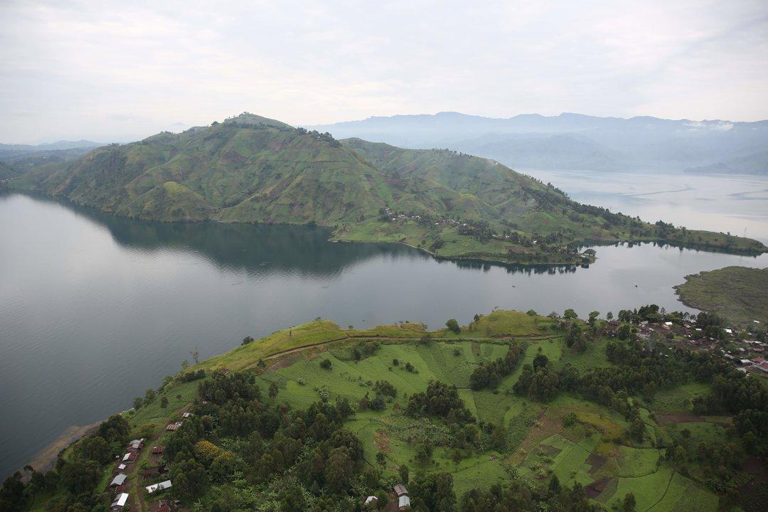 Hunting in Ituri: Rainforest Terrain, Indigenous Hunting Traditions, and Wildlife Richness