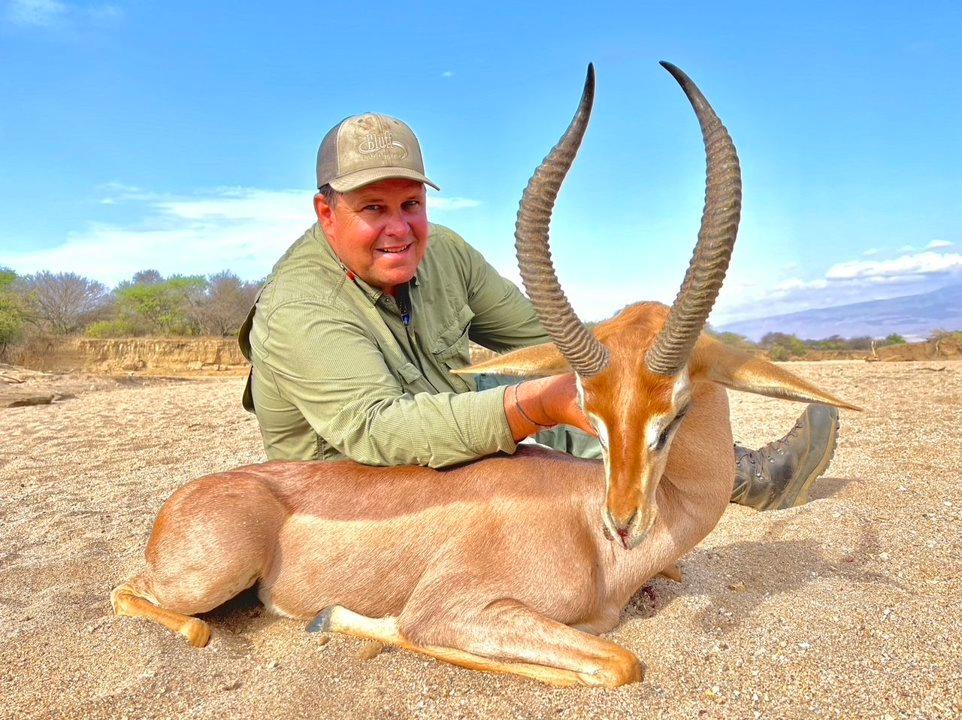 Hunting Calendar for Arusha: Prime Times for Big and Small Game, Restricted Areas, Regulations and Exemptions, Obtaining Your Hunting Permit, Equipment, Locations, and Optimal Timing