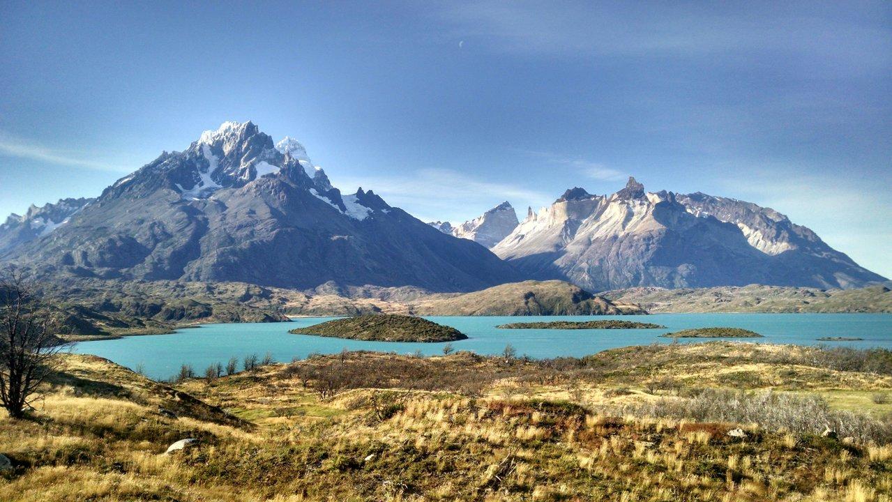 Caza en Tarapacá: Una Aventura de Altura Entre Especies Emblemáticas y Tradiciones Ancestrales en el Corazón del Mundo Andino