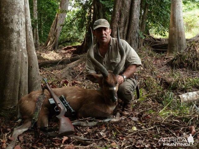 <strong>Hunting</strong> in Moyen-Ogooué, Gabon: Clubs and Laws, Geography and Demographics, Demographic and Cultural Features of Regions 