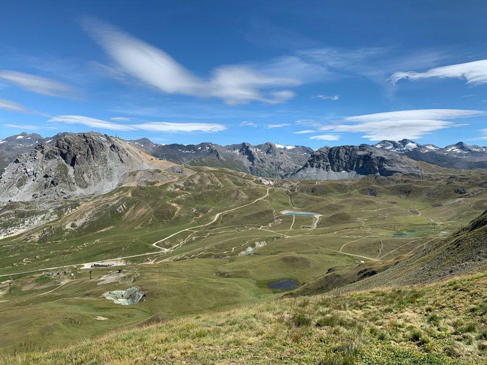 Le Guide Ultime de la Chasse dans le PUY-DE-DÔME: Saisons idéales, réglementation essentielle, faits marquants et biodiversité