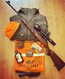 Tikka T3x Hunter — финский карабин для точной охоты: подробный обзор, характеристики, цена. 

Карабин Tikka T3x Hunter — это классическое нарезное оружие с продольно-скользящим затвором, созданное финской компанией Sako под брендом Tikka. Он сочетает в себе традиционный дизайн, высокую точность и надёжность, что делает его одним из самых популярных охотничьих карабинов в России и по всему миру.

⚙️ Конструкция и особенности Tikka T3x Hunter

T3x Hunter построен на базе проверенной платформы T3, но получил ряд улучшений:

• Затвор: двухупорный, с коротким ходом, покрытие Teflon для плавности
• Ствол: холоднокованый, с улучшенной концентричностью, длина от 510 до 620 мм
• Приклад: орех, масляная пропитка, классическая форма с насечками
• Спуск: регулируемый, одноступенчатый, усилие от 1 до 2 кг
• Предохранитель: двухпозиционный, с индикатором взвода
• Магазин: съёмный, пластиковый, ёмкость 3–5 патронов
• Вес: от 3 до 3.4 кг в зависимости от калибра и длины ствола

Дополнительно: увеличенное окно выброса гильз, металлический затыльник, стальной боевой упор, возможность установки планки Picatinny.

⛓️‍💥Модификации 

Tikka T3x Hunter выпускается в нескольких вариантах:

• Стандартная версия — ореховая ложа, ствол с воронением
• Stainless — нержавеющий ствол, устойчивый к коррозии
• Fluted Barrel — облегчённый фрезерованный ствол для лучшего охлаждения
• Left-Handed — версия для левшей
• Compact — укороченный ствол для мобильной охоты

Каждая модификация доступна в различных калибрах и длинах ствола, что позволяет подобрать карабин под конкретные задачи.

🎯 Калибры и охотничьи задачи

Tikka T3x Hunter доступен в широком спектре калибров:

• .223 Rem, .243 Win — для варминтинга и мелкой дичи
• .270 Win, .308 Win, .30-06 Sprg — универсальные калибры для средней и крупной дичи
• 6.5 Creedmoor, 6.5×55 SE — для точной стрельбы на дальние дистанции
• .300 Win Mag, 7mm Rem Mag — для охоты на лося, медведя, горную дичь
• .350 Legend — для охоты в лесу на коротких дистанциях

Эффективная дальность стрельбы — до 600 метров, при использовании качественной оптики и боеприпасов. Карабин демонстрирует кучность до 0.5 МОА с заводскими патронами, а с ручной навеской — ещё выше.

💰 Цена и доступность Tikka T3x Hunter

На российском рынке цены на Tikka T3x Hunter варьируются:

• Базовая версия — от 135 000 ₽
• Stainless / Fluted Barrel — от 145 000 ₽
• Left-Handed / Compact — от 150 000 ₽

На вторичном рынке можно найти предложения Tikka T3x Hunter от 100 000 ₽, в зависимости от состояния и комплектации.

🗣️ Отзывы владельцев Tikka T3x Hunter

Плюсы:

• Высокая точность и стабильность боя
• Плавный ход затвора и лёгкий спуск
• Качественная ореховая ложа и эргономика
• Универсальность по калибрам и задачам
• Надёжность в любых погодных условиях

Минусы:

• Пластиковый магазин — требует аккуратного обращения
• Нет открытых прицельных приспособлений
• Ограниченная ёмкость магазина (3–5 патронов)
• Цена выше среднего сегмента

🧠 Почему выбирают Tikka T3x Hunter

Охотники и стрелки выбирают T3x Hunter за точность, надёжность и комфорт. Это карабин, который одинаково хорошо работает на охоте в тайге, на горных склонах и на стрельбище. Он подходит как для новичков, так и для опытных охотников, благодаря простоте конструкции и высокой эффективности.

📌 Факты и особенности Tikka T3x Hunter

• Производится в Финляндии на заводе Sako
• Гарантированная кучность — 1 МОА или лучше
• Совместим с планками Picatinny и кольцами Optilock
• Используется охотниками в Канаде, США, Европе и России
• Легко обслуживается — затвор и УСМ снимаются без инструмента
• Подходит для установки саунд-модераторов и ДТК (в версиях с резьбой)

🏁 Итог

Tikka T3x Hunter — это карабин, который сочетает традиции и технологии, предлагая охотнику надёжный инструмент для точной стрельбы. Он подойдёт тем, кто ищет универсальное оружие с высоким качеством исполнения, стабильной баллистикой и комфортной эргономикой.