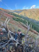 🇺🇸 One of the highlights of the season in Kazakhstan has been this outstanding Maral harvested by one of our most loyal hunters. Jaime can be very proud of what he acco