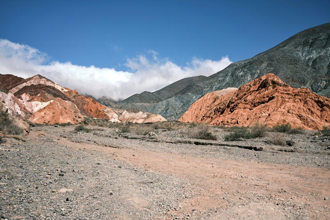 Caza en Reserva Natural Villavicencio: geografía, tipos de caza, asociaciones de cazadores, legislación de caza y tradiciones