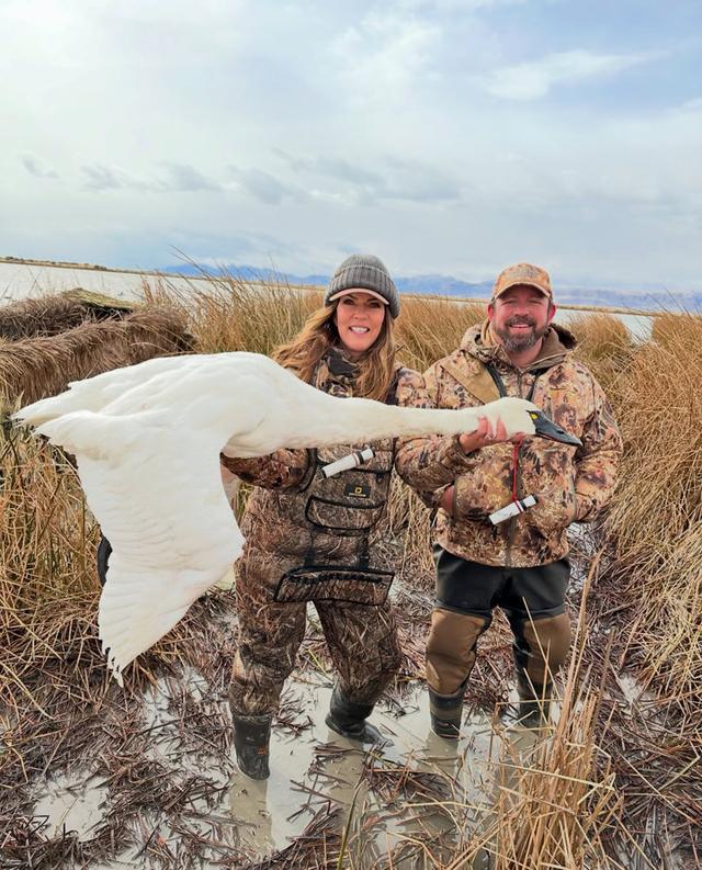 Jana Waller Bair: Bowhunter, TV Host, Conservationist — A Leading Female Voice in Big Game Hunting
