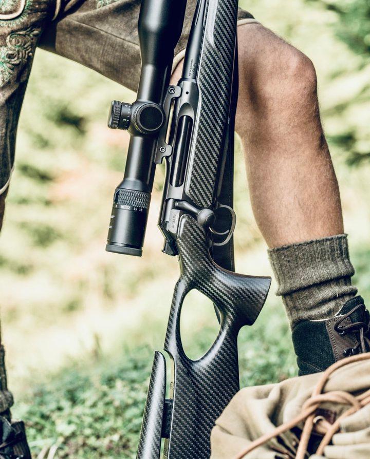 Sauer 505 Synchro XTC Carbon Rifle Review — The Ultimate Lightweight Bolt-Action for Hunters