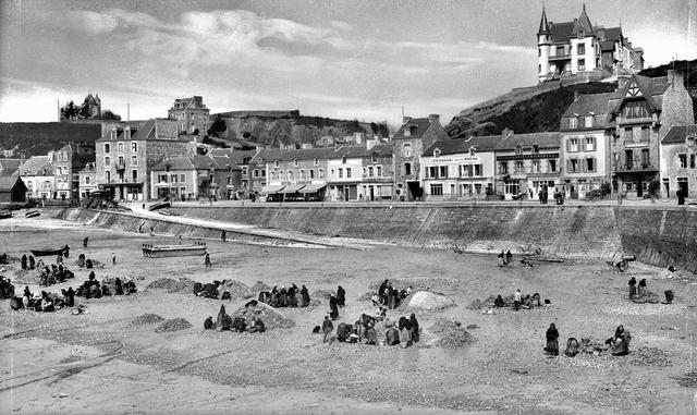 Oyster hunting and sorting in 19th-century France was an essential maritime and culinary practice that reflected both the country’s deep gastronomic traditions and the evolving dynamics of coastal economies.