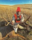 Trent Cole Jr.: NFL Star Turned Hunting Influencer and Outdoor Blogger

Former NFL Pro Bowl linebacker Trent Cole Jr. is now a prominent hunting influencer and outdoor li