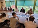 En préparation du grand jour, la fédération des chasseurs accueille la conférence de presse présentant le centenaire du 11 au 13 août au Domaine départemental de Campagne. Conférence animée par M. Peiro, président du Conseil départemental, M. Amblard et M. Garot, vice président de la fédération de la Dordogne pour la pêche et la protection du milieu aquatique.
