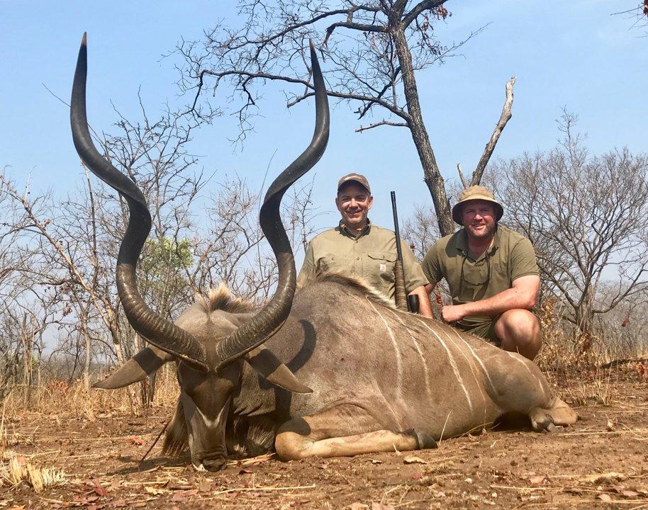 Hunting in Kgalagadi District (Botswana): Features, Hunter Demographics, Game Categories, Seasonal Dates, Hunting Groups, Rules and Traditions.