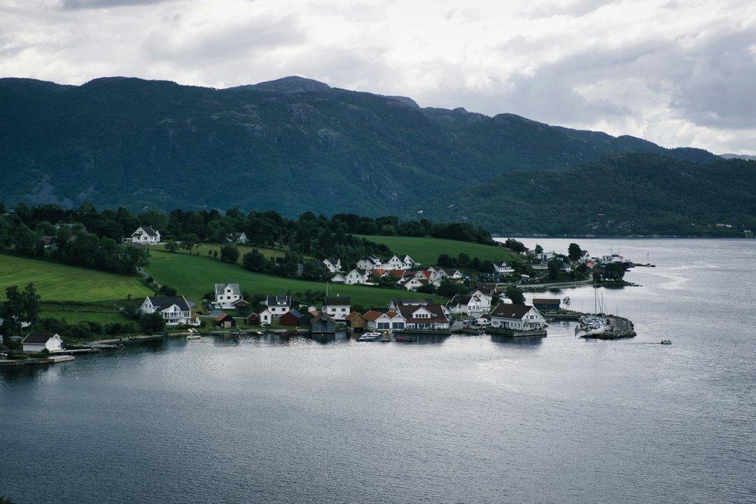 Oslo Fjord Duck Hunting in Norway: Guide for Waterfowl Enthusiasts.