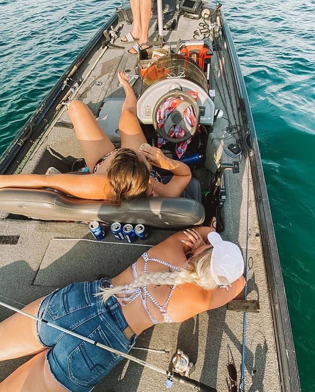 Didn't catch anything but a tan and a buzz