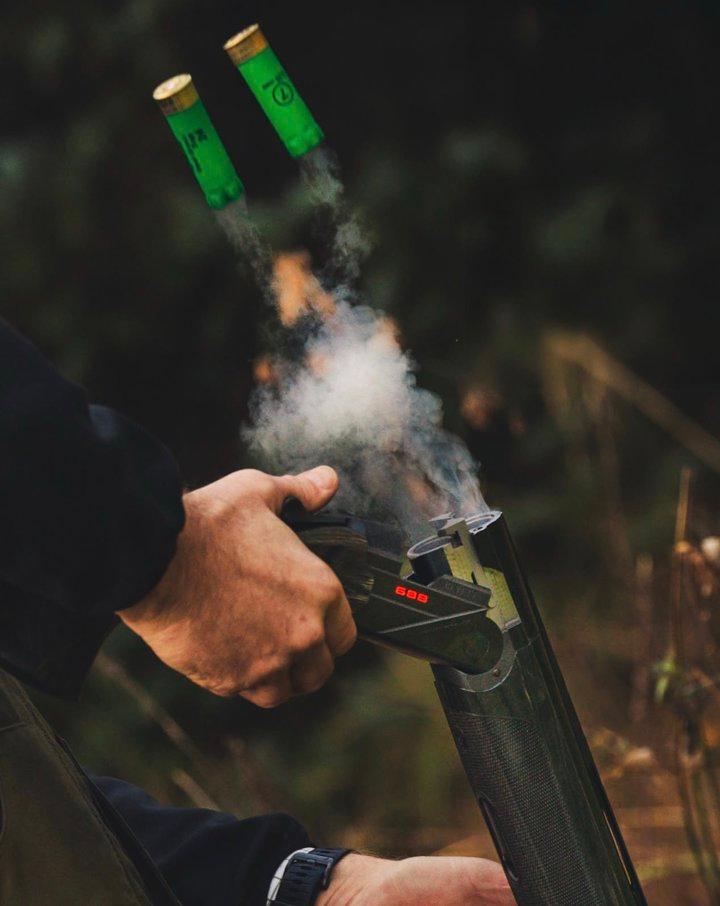 Beretta 688 Performance Review: A Modern Sporting Shotgun for Champions and Enthusiasts.