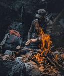 ”Skoven er hjemsted for fugle og dyr, så det er meget vigtigt at vise respekt for miljøet og ikke blande sig i, hvad naturen og skovens beboere har skabt. Her kan du godt møde dyr eller unger. Hvis dette sker, så gå stille af sted, for moderen til disse babyer kan være i nærheden, og hun vil skynde sig for at beskytte sit afkom."