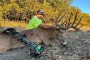Scott John started hunted this Sunflower State giant in 2022. This fall, he finally managed to catch up to the buck of a lifetime. Here's his full story via 
@NAWhitetail